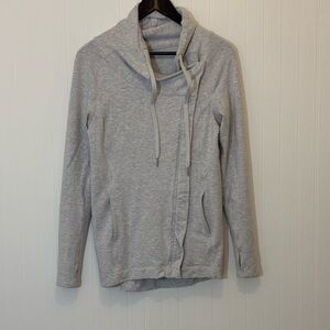 Lululemon grey jacket soft stretchy long sleeve zip